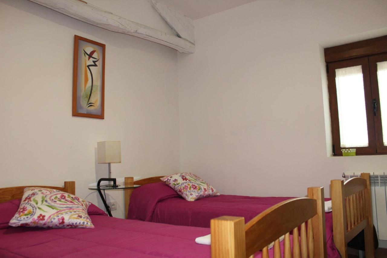 Reliegos Albergue Vive Tu Camino מראה חיצוני תמונה